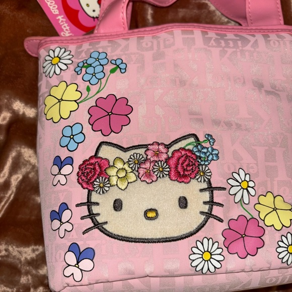 Hello Kitty Bag - Picture 2 of 4